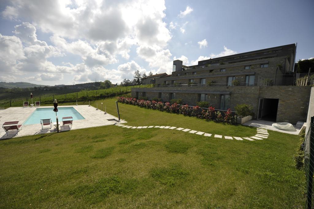 Ca' Del Lupo Hotel Montelupo Albese ห้อง รูปภาพ