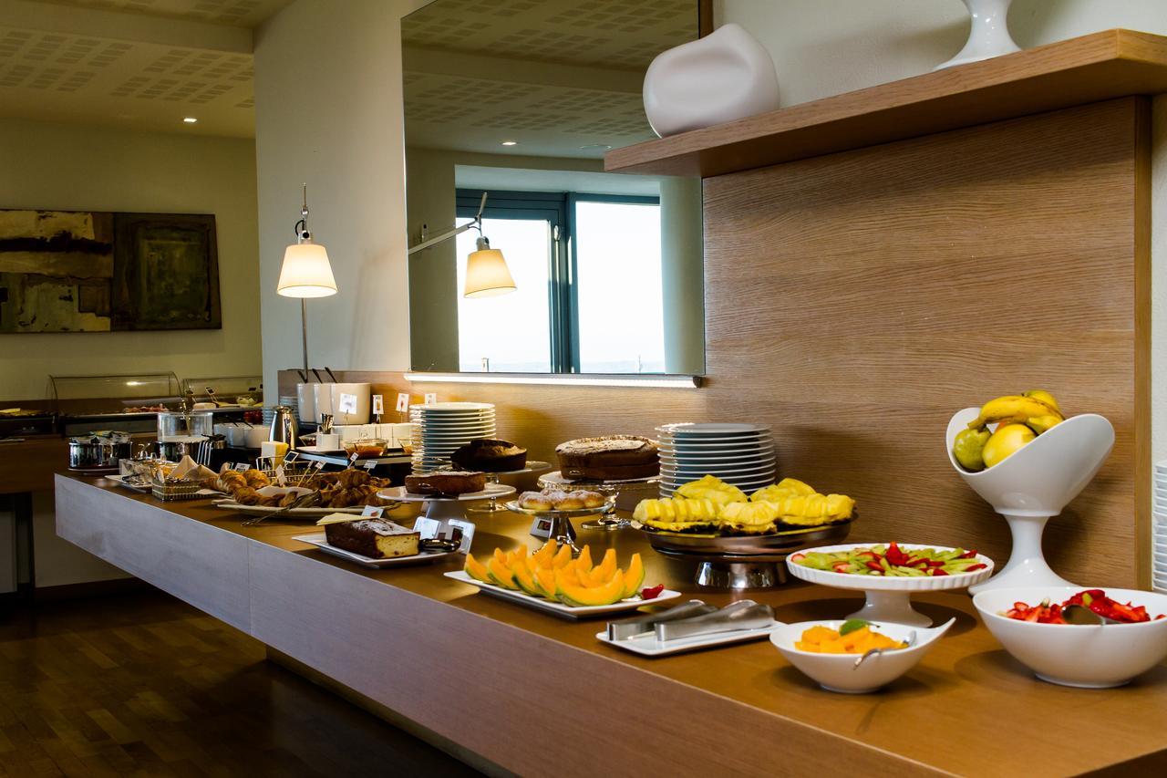 Ca' Del Lupo Hotel Montelupo Albese ภายนอก รูปภาพ