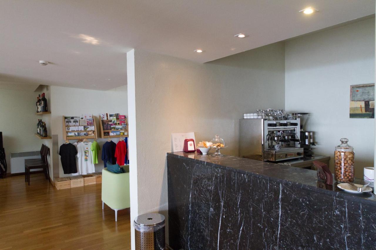 Ca' Del Lupo Hotel Montelupo Albese ภายนอก รูปภาพ